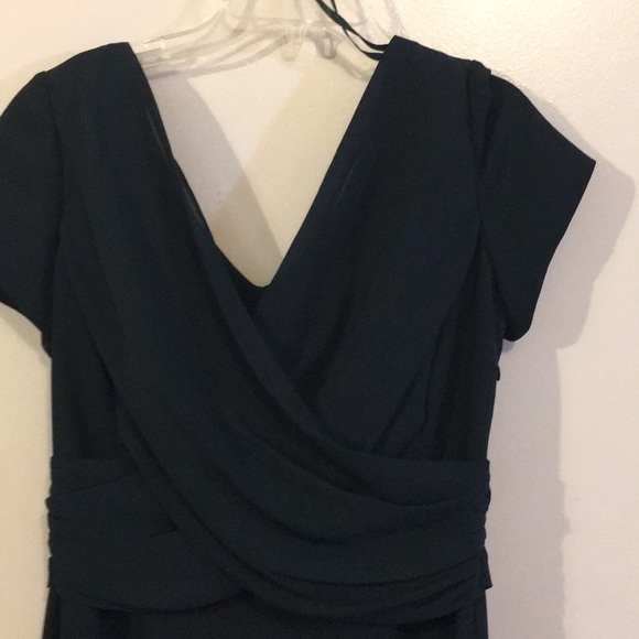 Liz Claiborne Green semiFormal Dress Worn once Sz6 - Picture 3 of 6